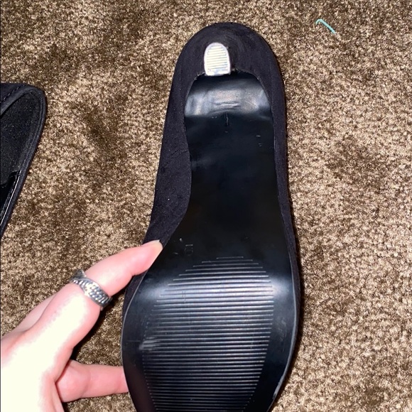 Pumps - Picture 7 of 7